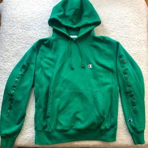 CHAMPION Hoodie Sweatshirt Urban Outfitters (M)